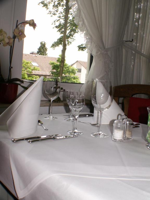 Thermen Hotel Pension Villa Holstein Bad Salzuflen Exterior foto